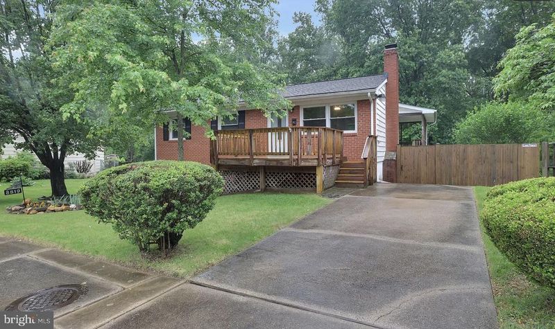 3819 Corona Ln, Woodbridge, VA 22193