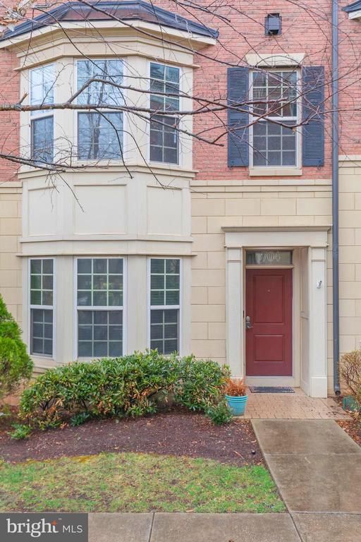 704 Quayside #99, National Harbor, MD 20745