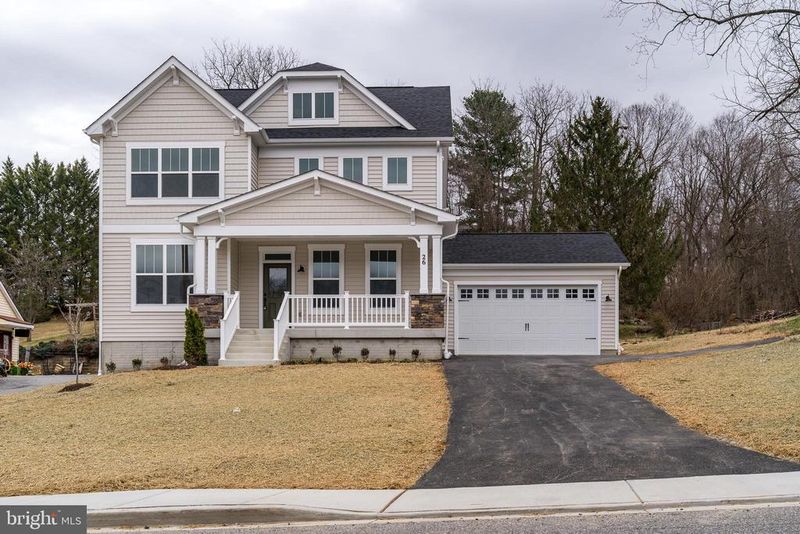 26 Walnut St, Middletown, MD 21769
