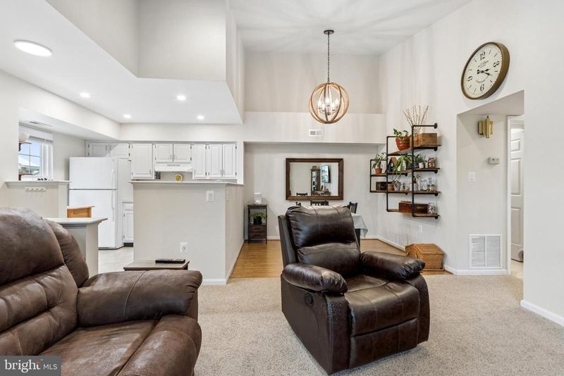 7876 Waverley Mill Ct, Gainesville, VA 20155