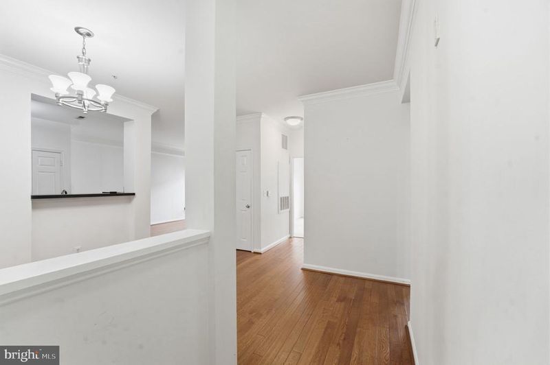4854 Eisenhower Ave #351, Alexandria, VA 22304