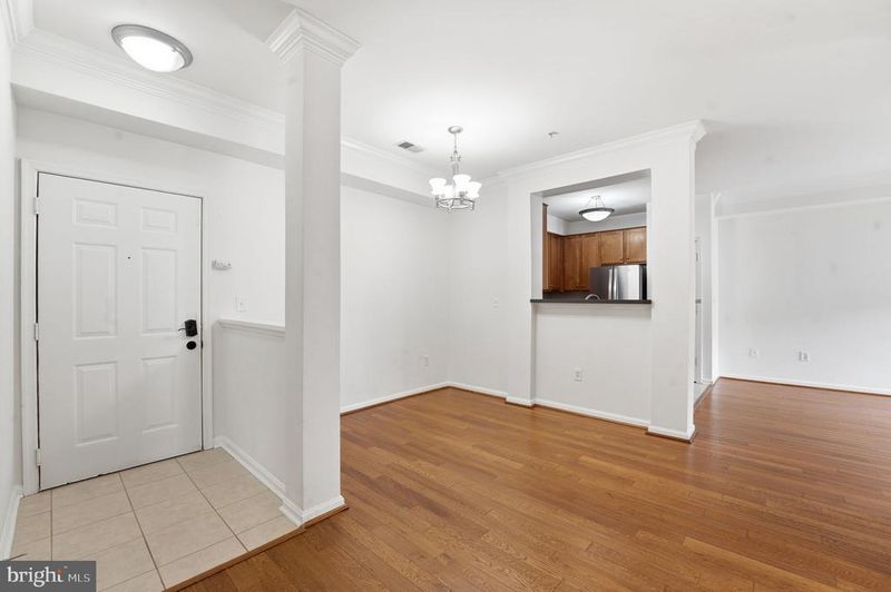 4854 Eisenhower Ave #351, Alexandria, VA 22304