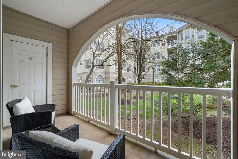 4561 Strutfield Ln #3101, Alexandria, VA 22311