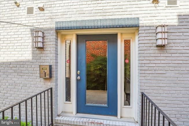 1340 Nicholson St NW #2, Washington, DC 20011