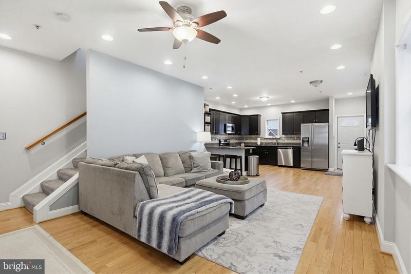 6371 Euclid Ave #A, Elkridge, MD 21075