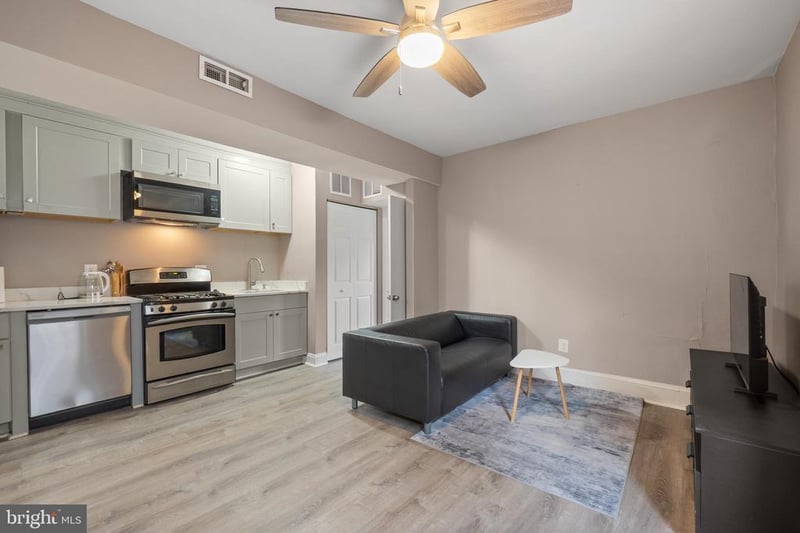 1526 V St SE #2, Washington, DC 20020