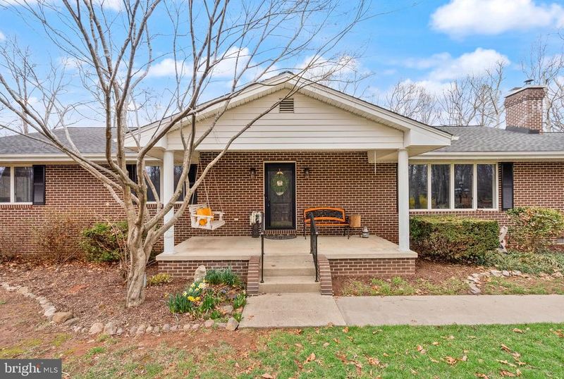40886 Lewis Ct, Leesburg, VA 20175