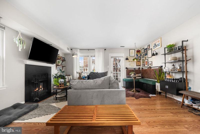 2594 S Arlington Mill Dr #8, Arlington, VA 22206