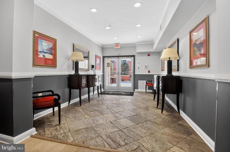 9480 Virginia Center Blvd #314, Vienna, VA 22181
