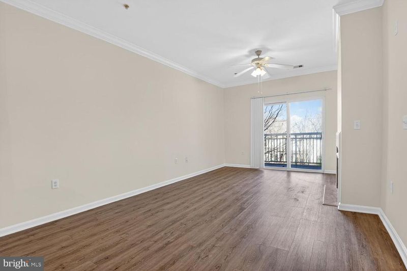9480 Virginia Center Blvd #314, Vienna, VA 22181