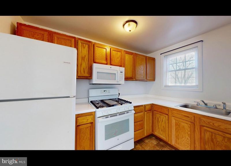 944 1st, Brooklyn, MD 21225