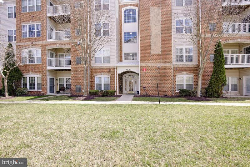 1007 Samantha Ln #404, Odenton, MD 21113