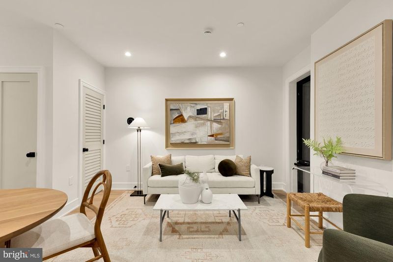 1463 Harvard St NW #5, Washington, DC 20009