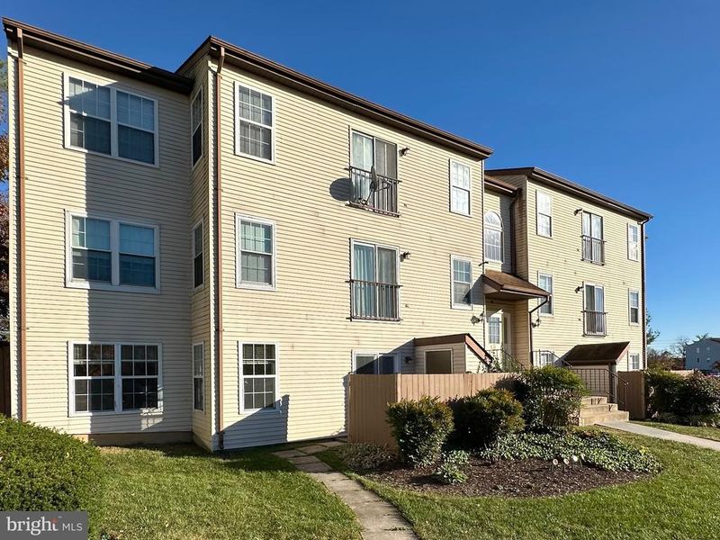 5804 Lantana Cir, Frederick, MD 21703