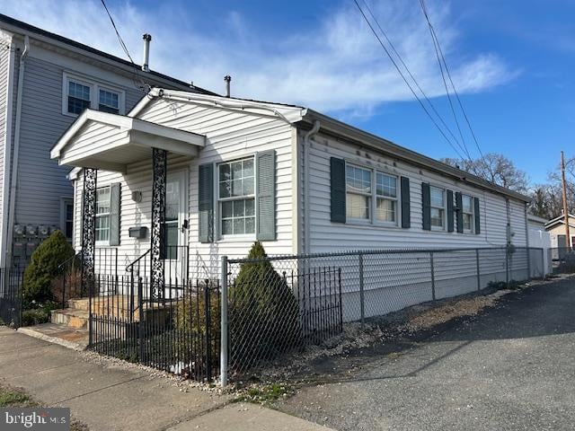 303 4th Ave, Quantico, VA 22134