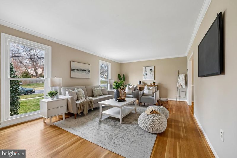 14311 Arctic Ave, Rockville, MD 20853