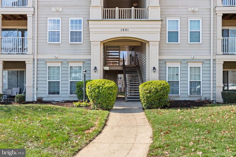 1031 Gardenview Loop #201, Woodbridge, VA 22191