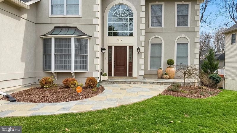 314 Alderwood Dr, Gaithersburg, MD 20878