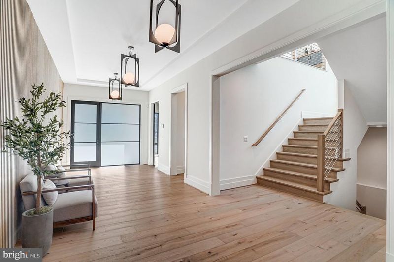 3946 N Dumbarton St, Mclean, VA 22101