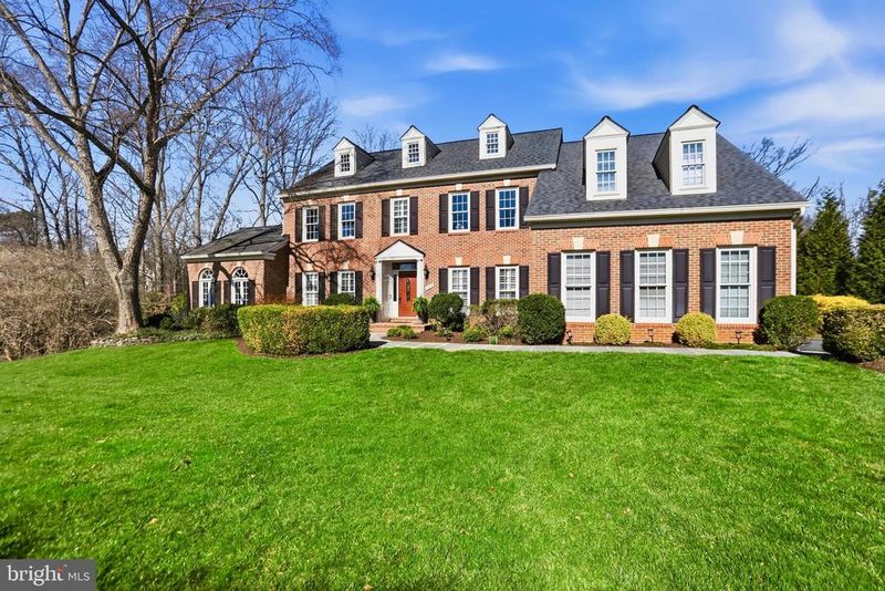 1235 Tottenham Ct, Reston, VA 20194