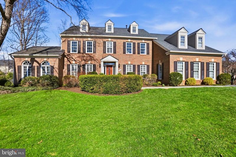 1235 Tottenham Ct, Reston, VA 20194
