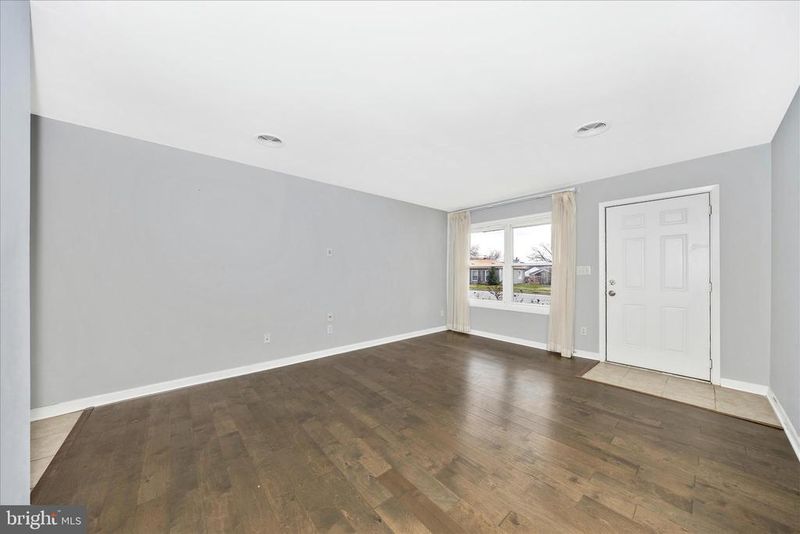 345 Catoctin Ave, Frederick, MD 21701