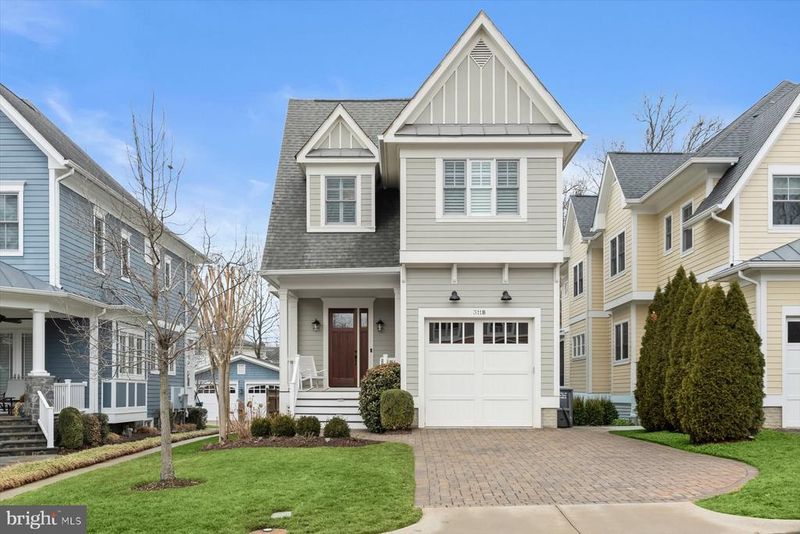 311 Grove Ave, Falls Church, VA 22046