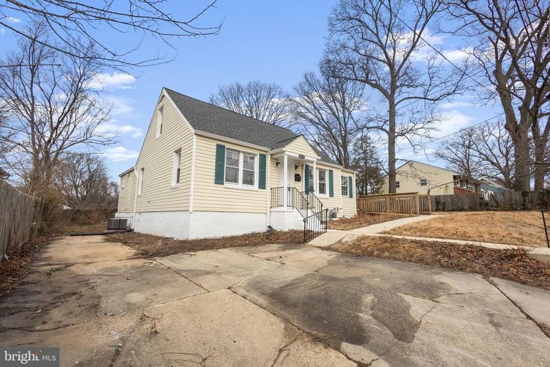 7012 Flagstaff St, Landover, MD 20785