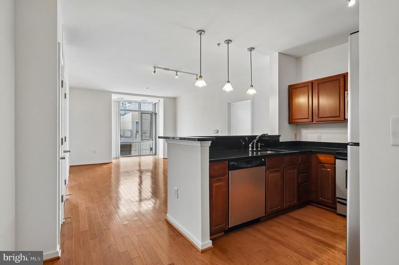 6506 America Blvd #510, Hyattsville, MD 20782