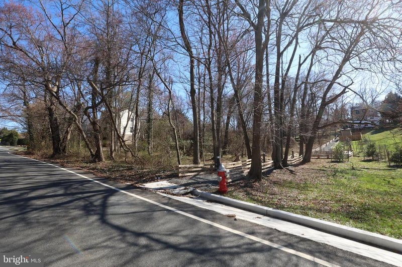 0 Linway Ter, Mclean, VA 22101
