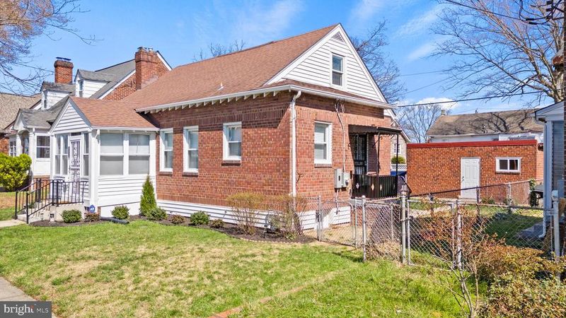 2108 31st Pl SE, Washington, DC 20020