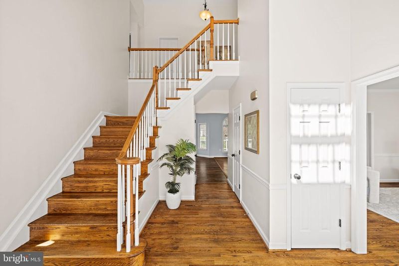 3400 Woodland Ln, Alexandria, VA 22309