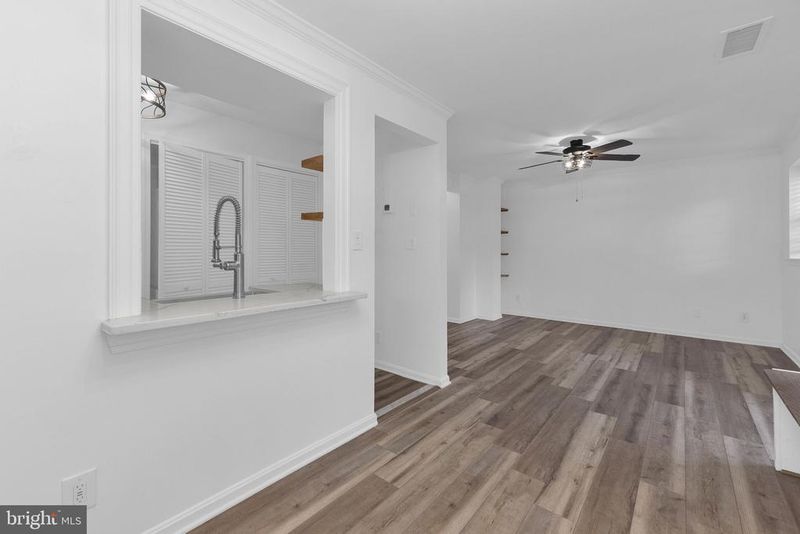 1301 E Abingdon Dr #2, Alexandria, VA 22314