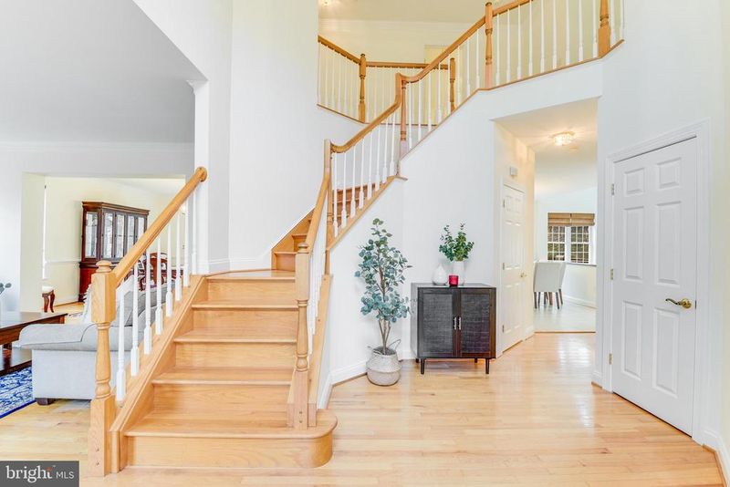 1175 Gumbottom Rd, Crownsville, MD 21032