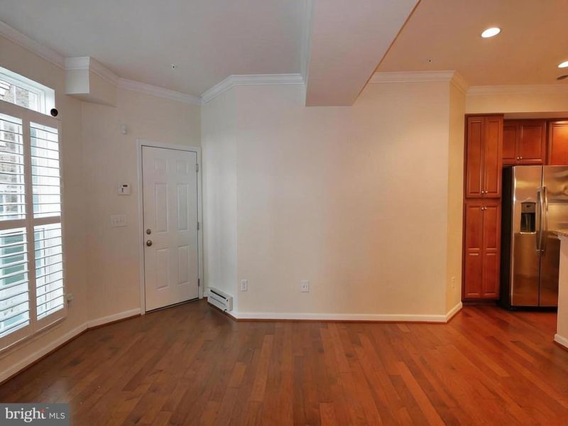 14180 Haro Trl #117, Gainesville, VA 20155
