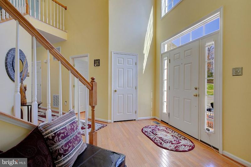 5714 Edge Ave, Lanham, MD 20706