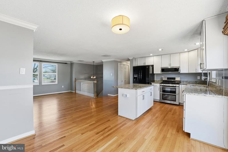 7916 Frye Rd, Alexandria, VA 22309