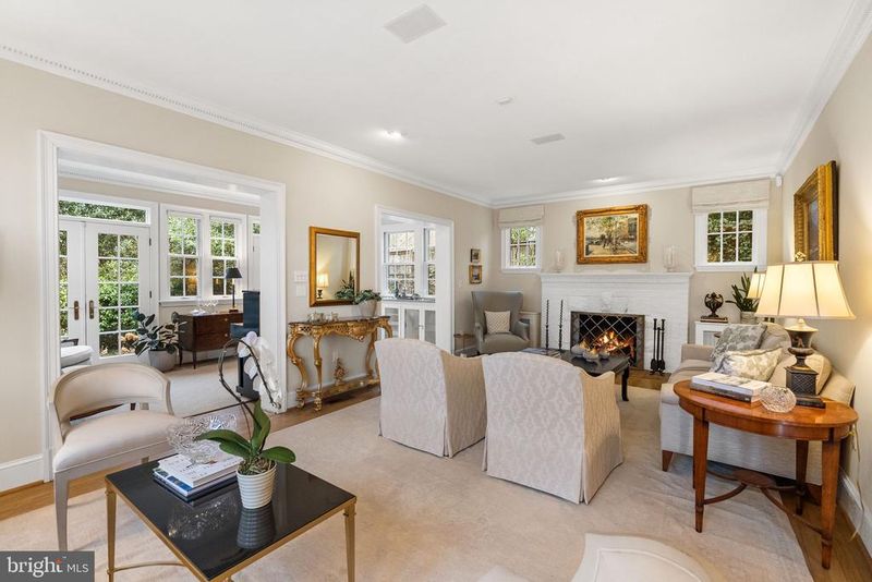4545 Klingle St NW, Washington, DC 20016