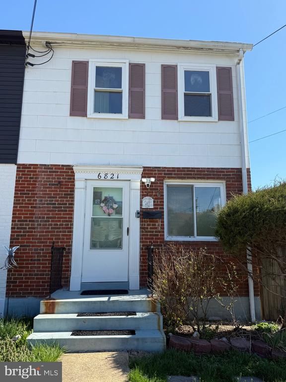 6821 Kenyon Dr, Alexandria, VA 22307