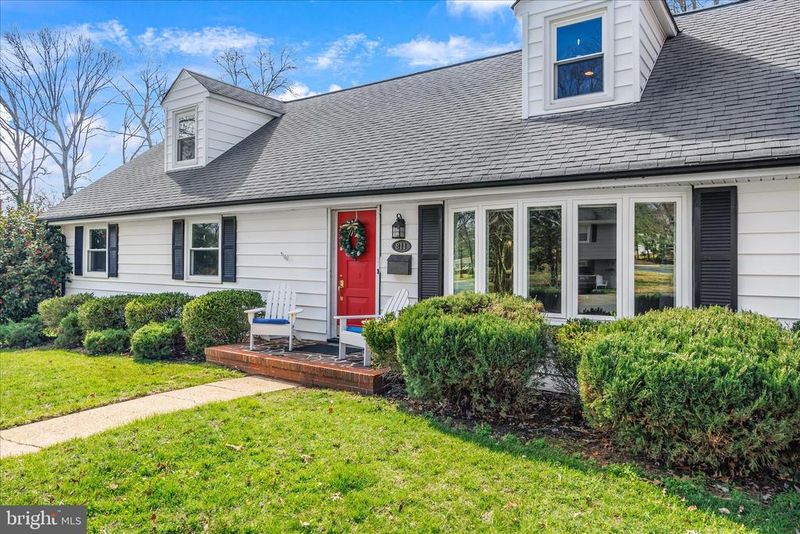 811 Teakwood Dr, Severna Park, MD 21146