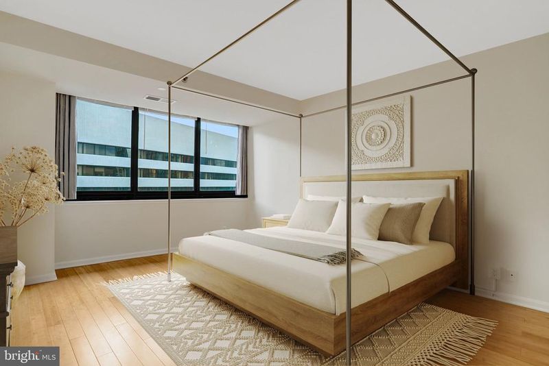 1805 Crystal Dr #1014S, Arlington, VA 22202