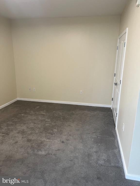 6506 America Blvd #816, Hyattsville, MD 20782