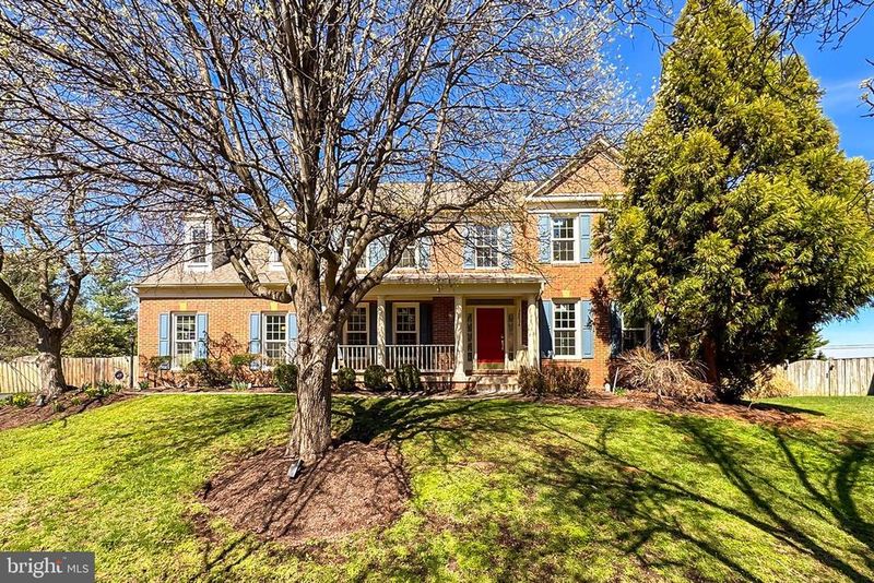43884 Loganwood Ct, Ashburn, VA 20147