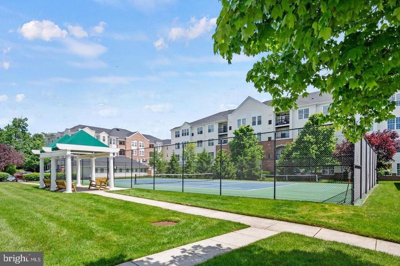 6150 Shadywood Rd #207, Elkridge, MD 21075