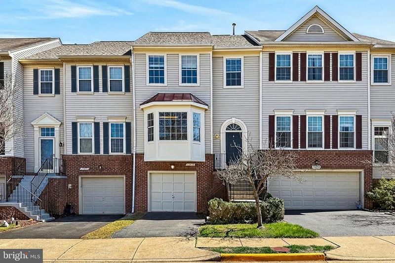 13052 Harvest Pl, Clifton, VA 20124
