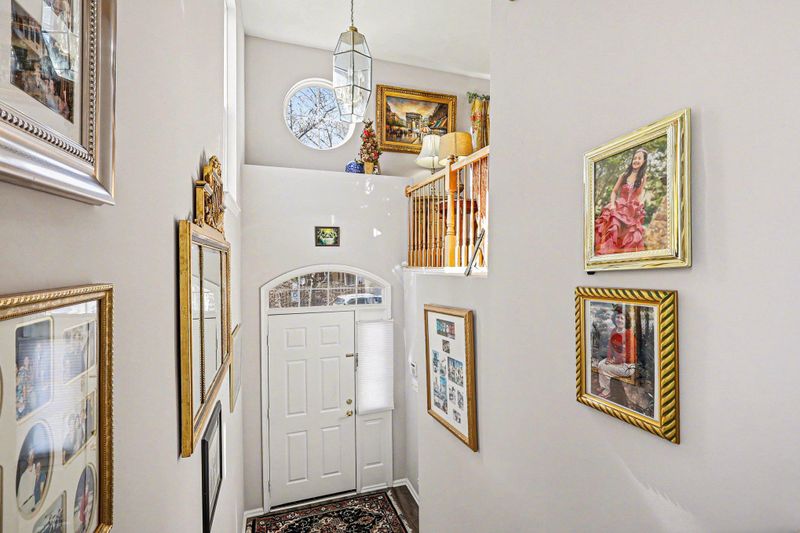 21512 Tamarack Ridge Sq, Sterling, VA 20164