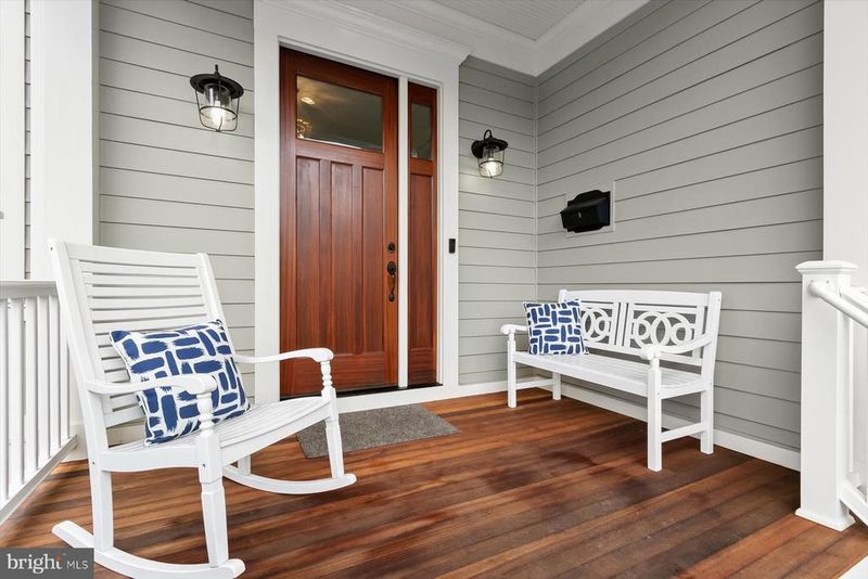 311 Grove Ave, Falls Church, VA 22046