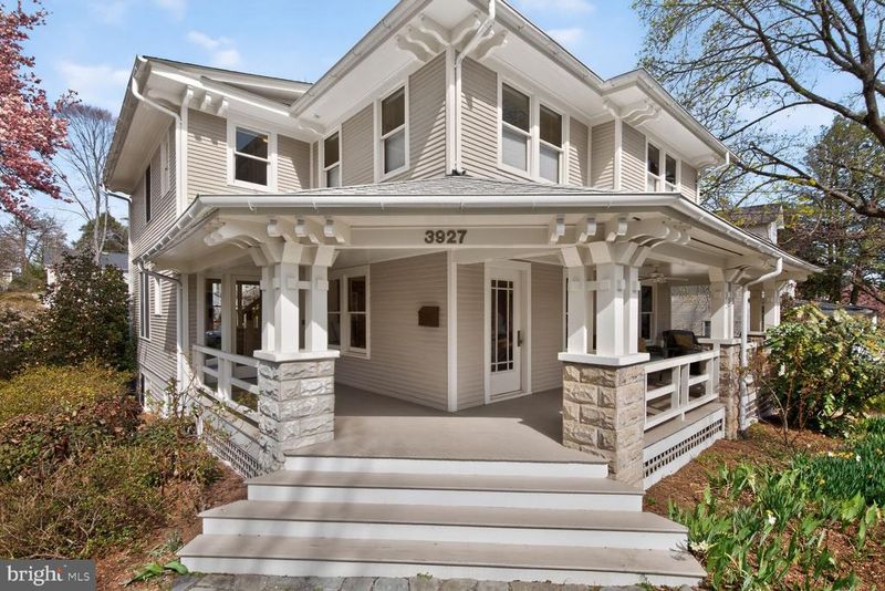 3927 Washington St, Kensington, MD 20895