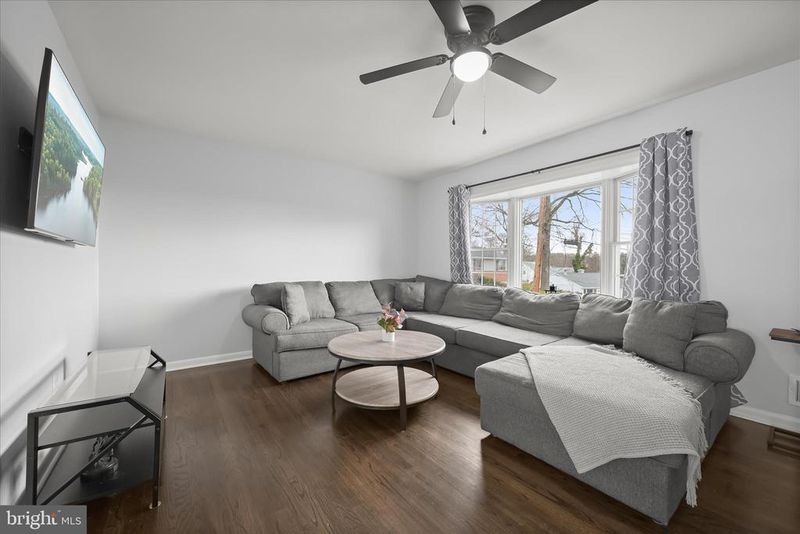 413 Elm Ave, Glen Burnie, MD 21061
