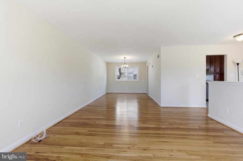11100 Markwood Dr, Silver Spring, MD 20902